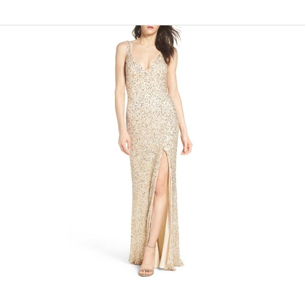 MAC DUGGAL Sleeveless Sequin V-Neck Slit Gown in Gold Multi Size 8 NWT.